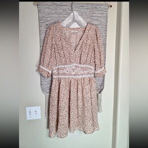 Chelsea & Violet Tan and White Mini Dress